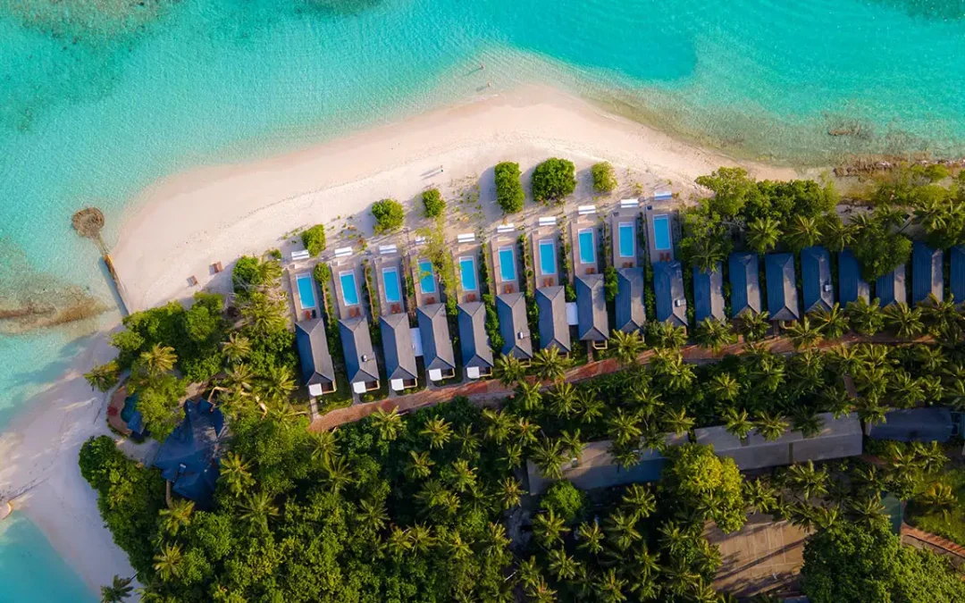 Royal Island Resort & Spa 5★